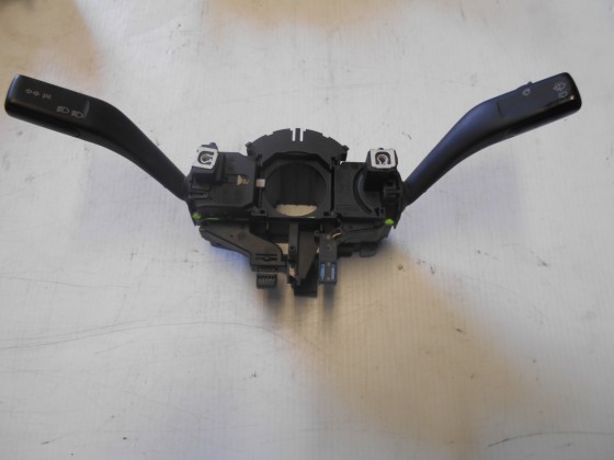 Comutador Luzes Piscas Escovas VW Golf V 2008 CLPE556